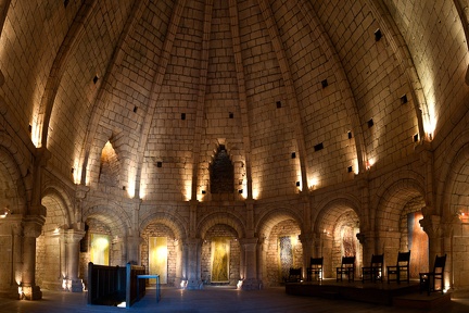 La grande salle du chatau de Simiane