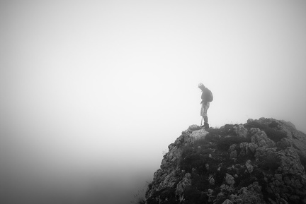 Brouillard sur les crêtes du Pierroux