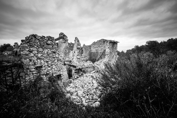 La ruine, jour après jour