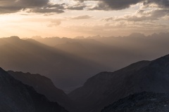 Au coucher du soleil entre le col des Houerts et la Pointe d'Escreins