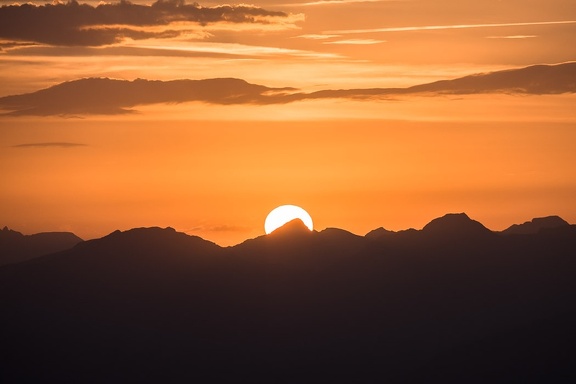 Au coucher du soleil entre le col des Houerts et la Pointe d'Escreins