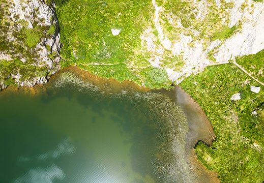 Pyrénées - Vallée du Lys et Lac Vert